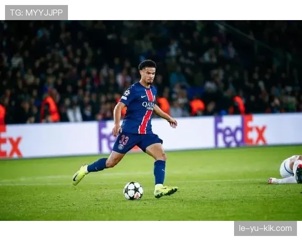 阿什拉夫巴黎生涯展望：从边路尖刀到中场核心的蜕变之路