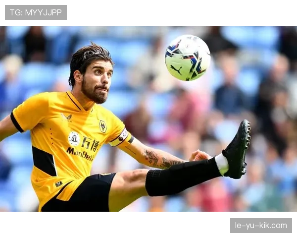 狼队定位球表现抢眼，战术调整初见成效