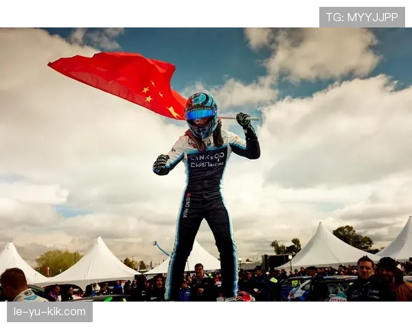 乌拉圭队中路渗透战术奏效，稳健表现闪耀国际赛场