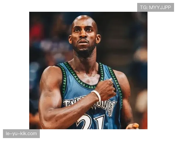 加内特篮下护框胜格林，防守轮转更具威慑